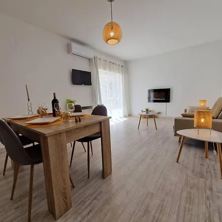 Modern Flat With Sea View And Direct Access