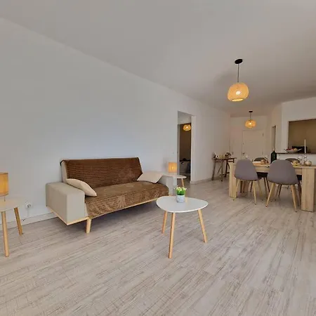 Apartment Modern Flat With Sea View And Direct Access