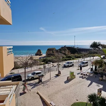 شقة Modern Flat With Sea View And Direct Access *