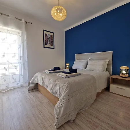 Modern Flat With Sea View And Direct Access Appartement Portimão