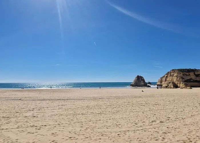 아파트 Modern Flat With Sea View And Direct Access