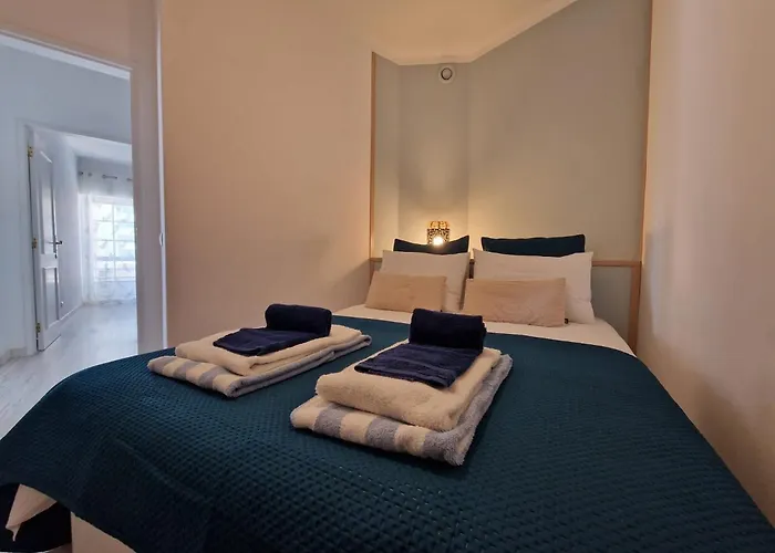 Modern Flat With Sea View And Direct Access Appartement *