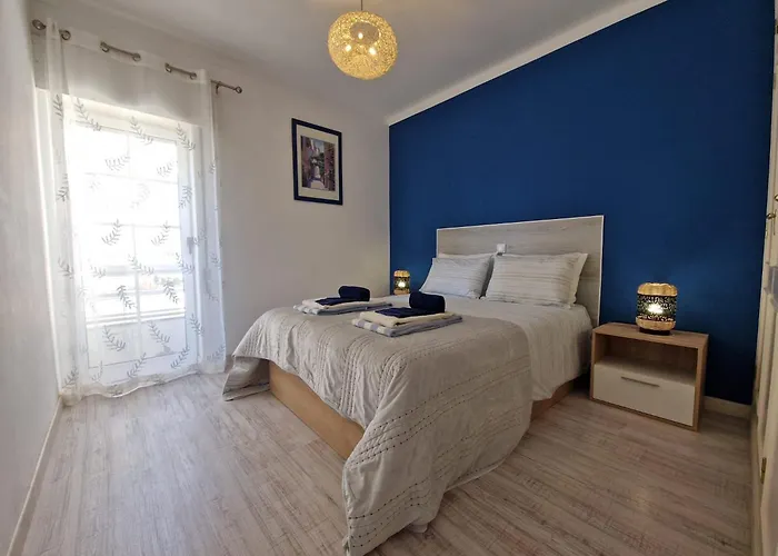 Modern Flat With Sea View And Direct Access Appartement Portimão